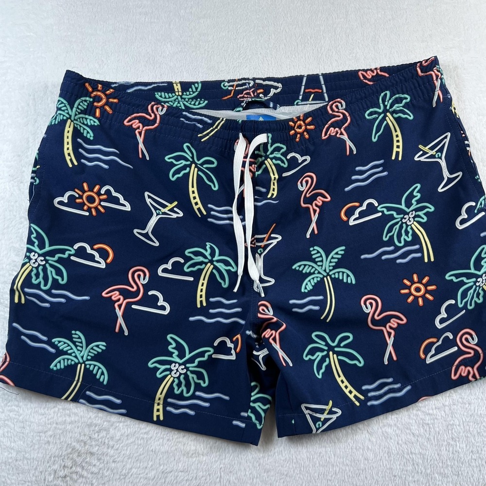 Chubbies Swim Trunks Shorts Mens Medium Blue Flamingo 5.5 Inseam Tropical
